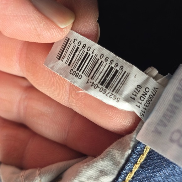 Old Navy The Flirt Jeans Size 8 Dark Wash‎ Mid-Rise Bootcut Denim GUC - Picture 7 of 10